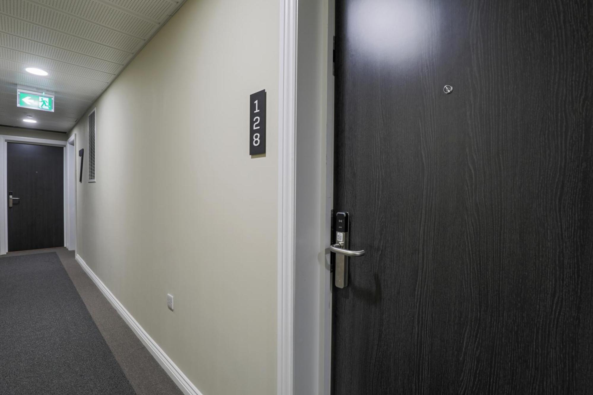 Springwell Suite - City Centre - Balcony & Pool Table - 3 Bed Leeds (West Yorkshire) Exterior foto