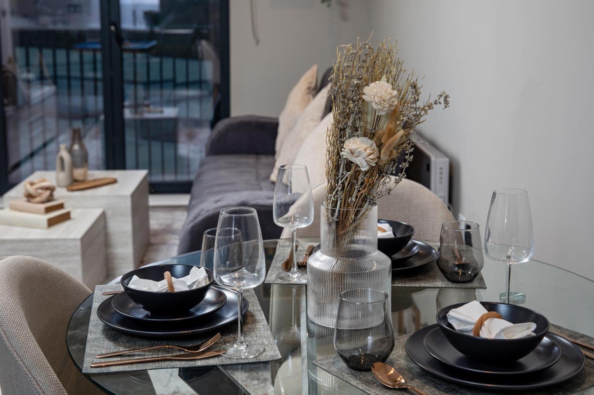 Springwell Suite - City Centre - Balcony & Pool Table - 3 Bed Leeds (West Yorkshire) Exterior foto