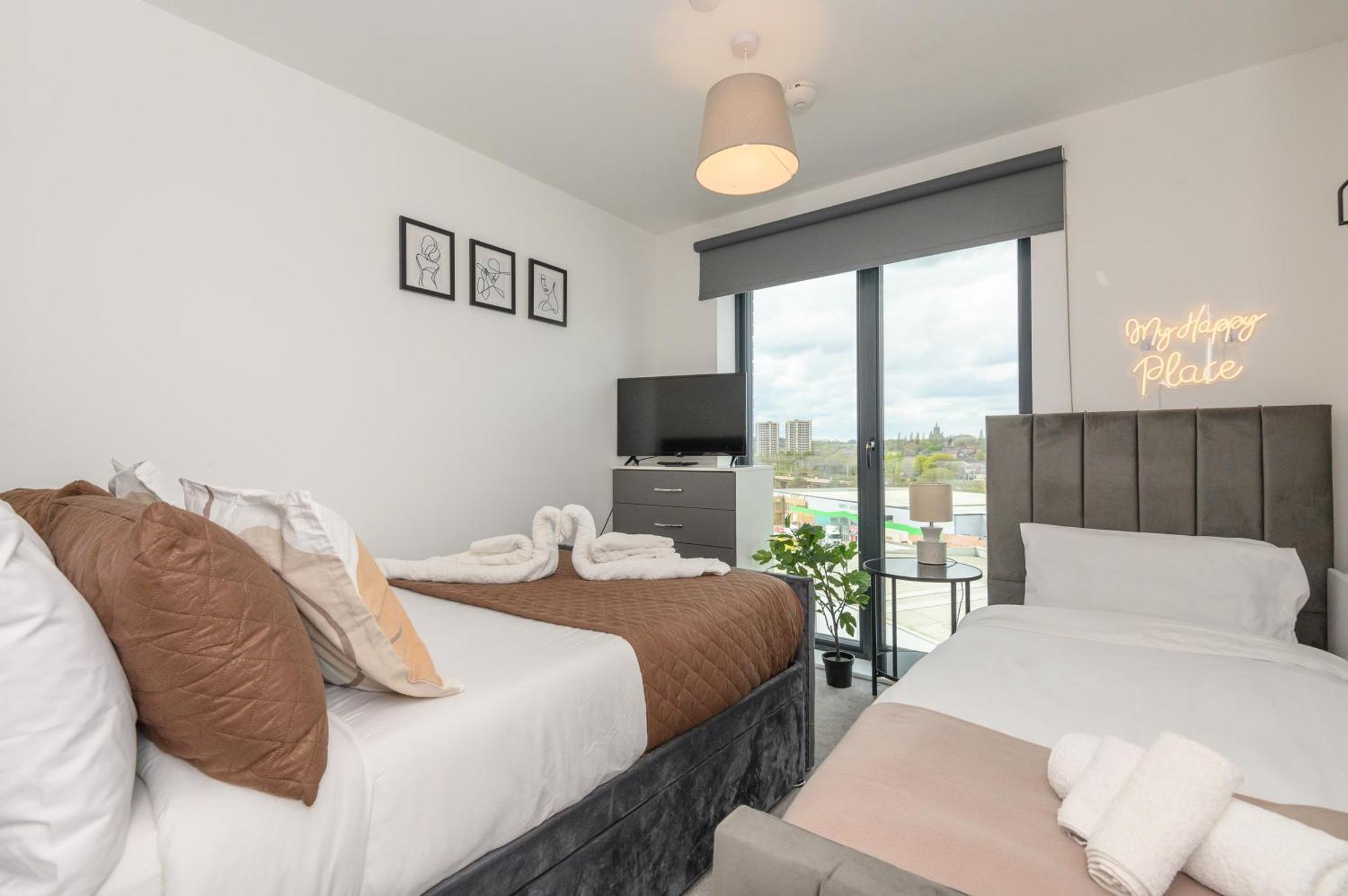 Springwell Suite - City Centre - Balcony & Pool Table - 3 Bed Leeds (West Yorkshire) Exterior foto